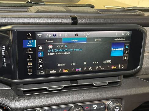 New 2026 Jeep Gladiator Sport image 26