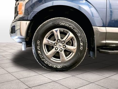 Used 2018 Ford F150 XLT w/ Equipment Group 302A Luxury AWD/4WD image 9