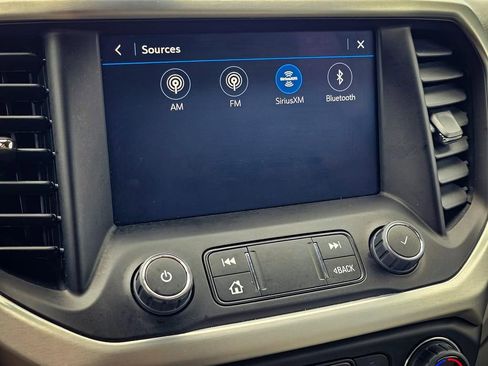 Certified 2023 GMC Acadia SLT w/ Preferred Package image 27