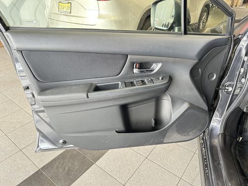 Used 2014 Subaru Crosstrek 2.0i Premium image 20