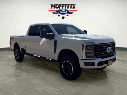 Used 2026 Ford F350 Platinum w/ Tremor Off-Road Package AWD/4WD image 7