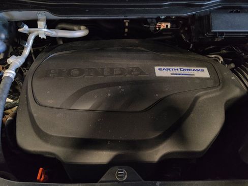 Used 2019 Honda Pilot Elite image 30