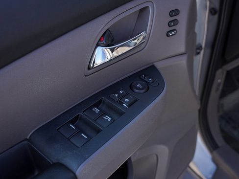 Used 2016 Honda Odyssey Touring Elite image 13