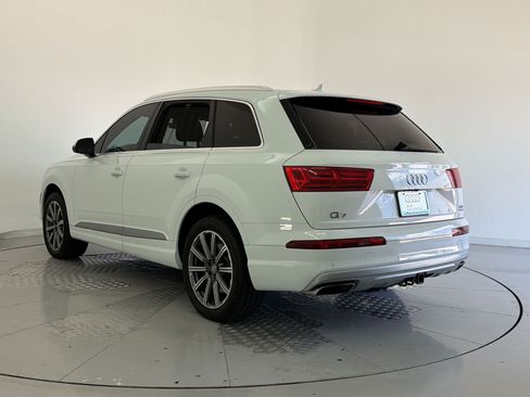 Used 2017 Audi Q7 3.0T Premium Plus w/ Premium Plus Package AWD/4WD image 3