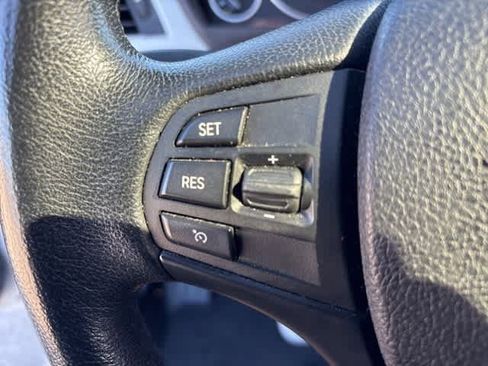 Used 2015 BMW 320i xDrive 320i xDrive image 11