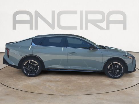 Certified 2025 Kia K4 GT-Line w/ GT-Line Sunroof Package FWD image 9