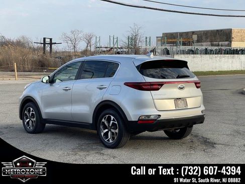 Used 2020 Kia Sportage LX FWD image 6