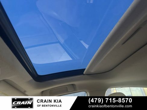 Used 2011 Toyota Prius Four w/ Solar Roof Pkg FWD image 4