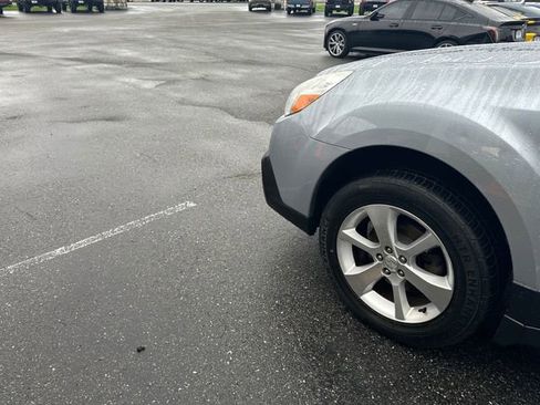 Used 2014 Subaru Outback 2.5i Limited image 27