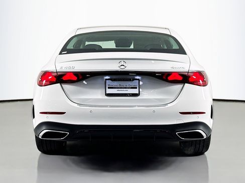 New 2026 Mercedes-Benz E 450 4MATIC Sedan image 3
