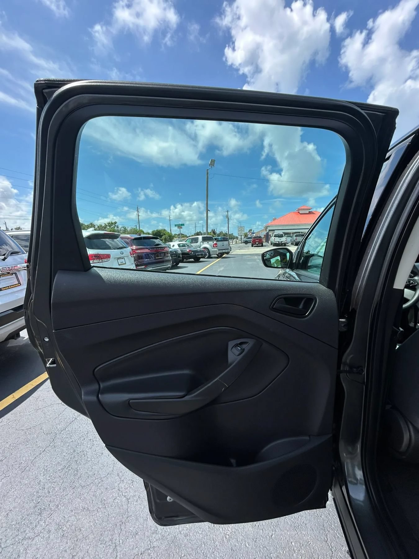 Used 2018 Ford Escape S FWD image 21