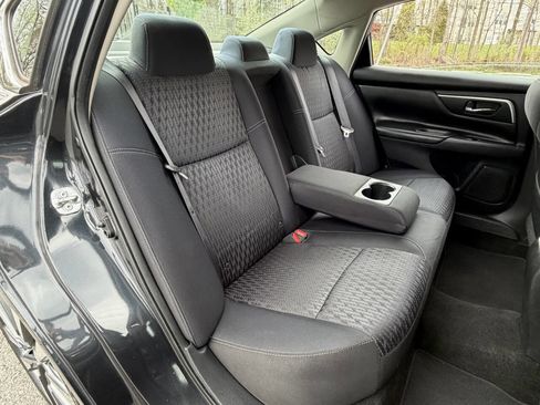 Used 2016 Nissan Altima 2.5 SV w/ Convenience Package image 31