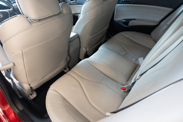 Used 2019 Acura ILX w/ Technology Package FWD image 18