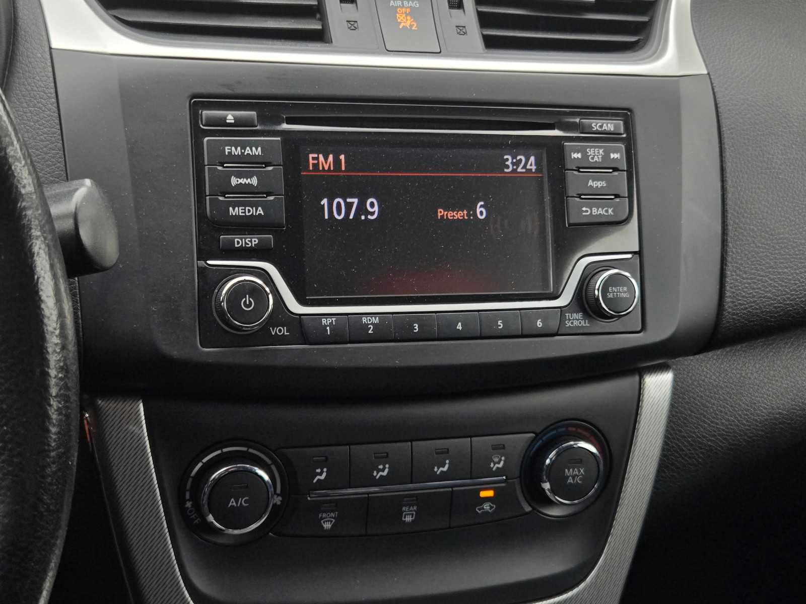 Used 2015 Nissan Sentra SR FWD image 13