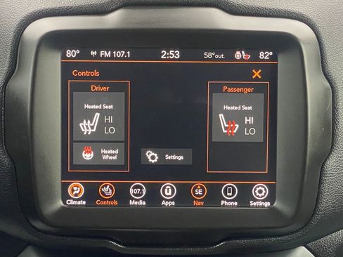 Used 2022 Jeep Renegade Trailhawk w/ Trailer Tow Group AWD/4WD image 25