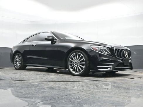 Used 2018 Mercedes-Benz E 400 4MATIC Coupe image 39