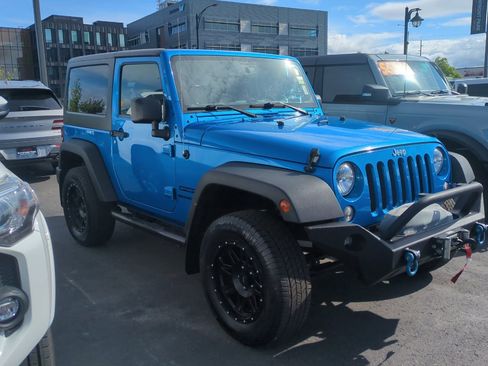 Used 2015 Jeep Wrangler Sport w/ Quick Order Package 23S AWD/4WD image 51