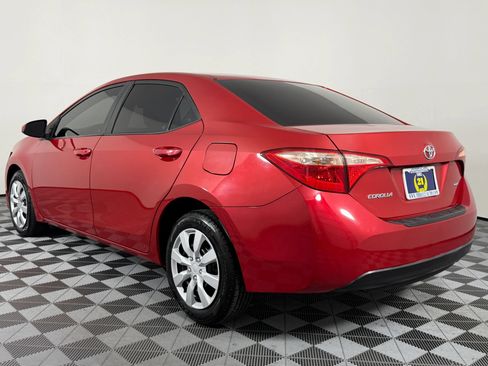 Used 2019 Toyota Corolla LE w/ Carpet Mat Package (TMS) FWD image 12