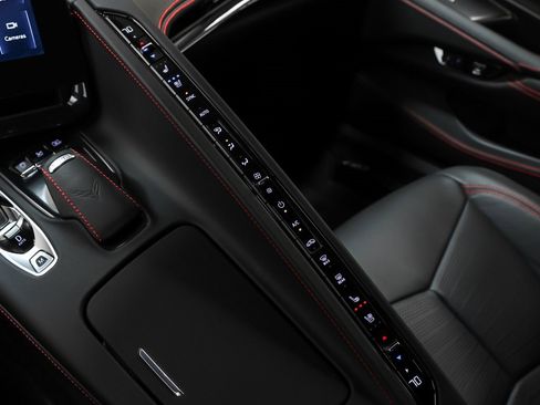 Used 2025 Chevrolet Corvette Z06 image 59