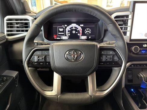 Used 2025 Toyota Tundra Platinum AWD/4WD image 16