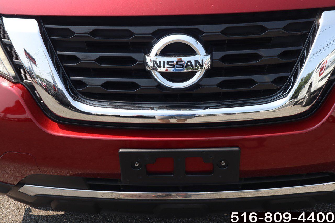 Used 2018 Nissan Pathfinder SV w/ SV Tech Package AWD/4WD image 38