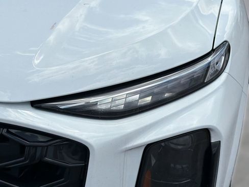 New 2026 Audi Q3 quattro 2.0T AWD/4WD image 11
