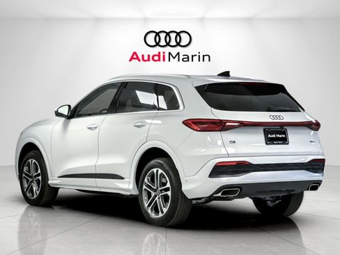 New 2026 Audi Q5 Premium image 3