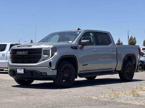 New 2026 GMC Sierra 1500 Elevation w/ LPO, Elevation Black Package RWD image 6