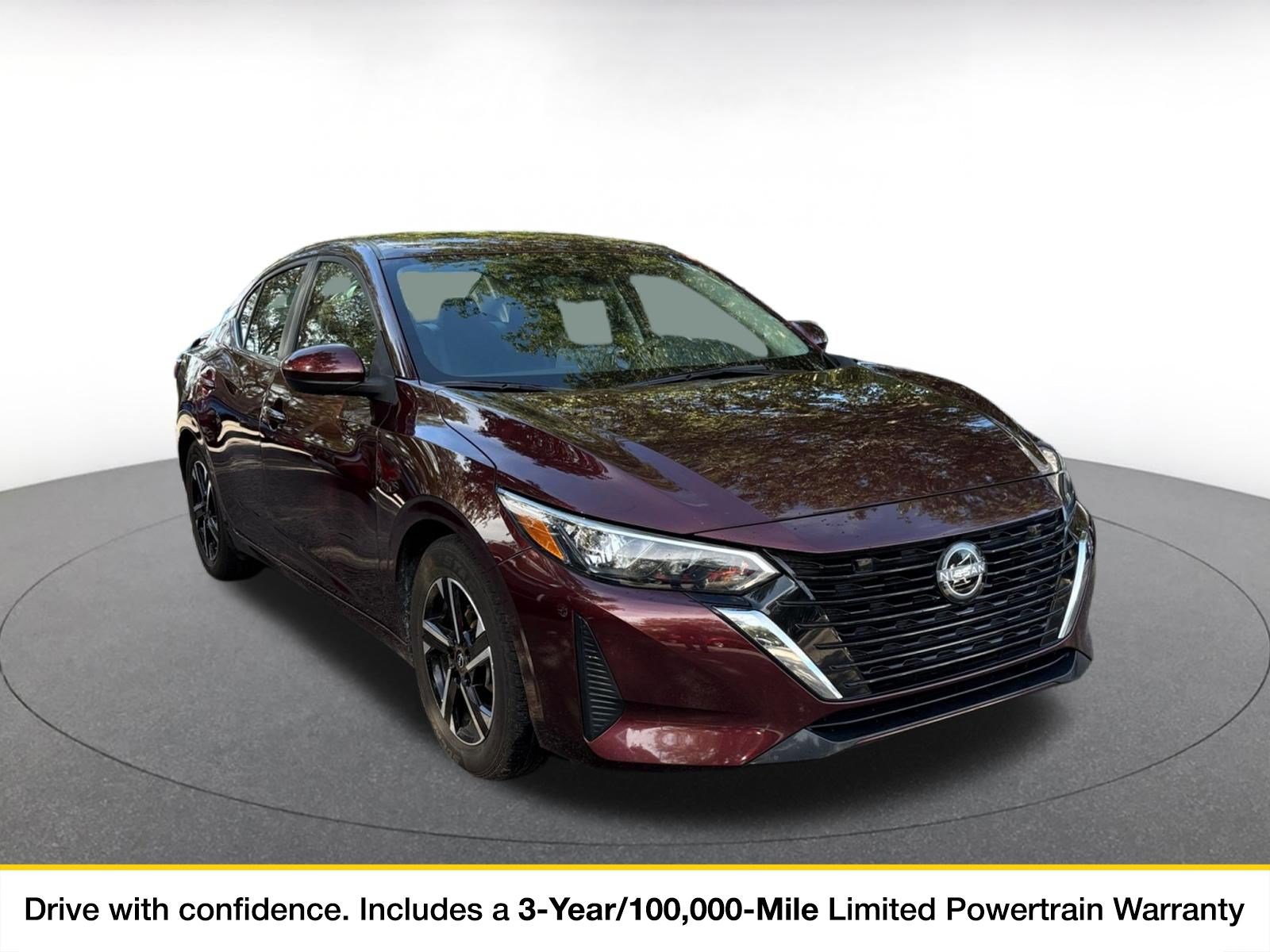 Used 2025 Nissan Sentra SV FWD image 1