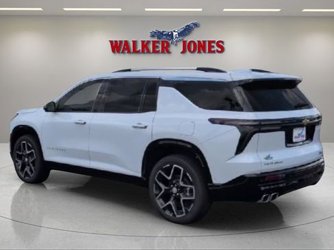 New 2026 Chevrolet Traverse High Country FWD image 5