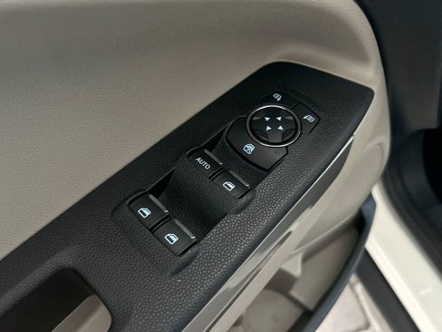 Used 2021 Ford EcoSport Titanium AWD/4WD image 12