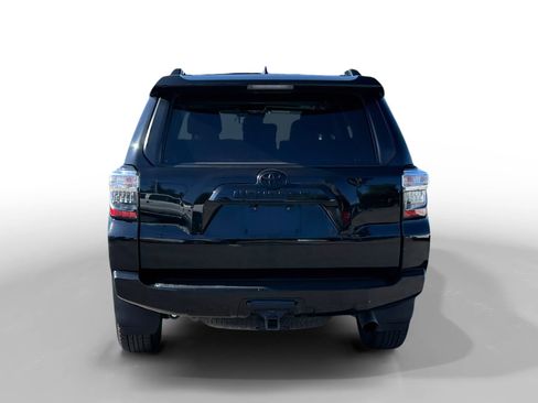 Used 2023 Toyota 4Runner SR5 Premium w/ Moonroof Package RWD image 4