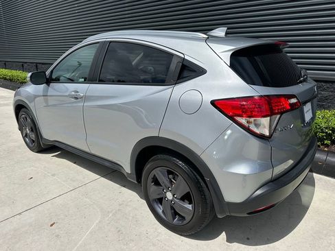 Used 2022 Honda HR-V EX-L image 3
