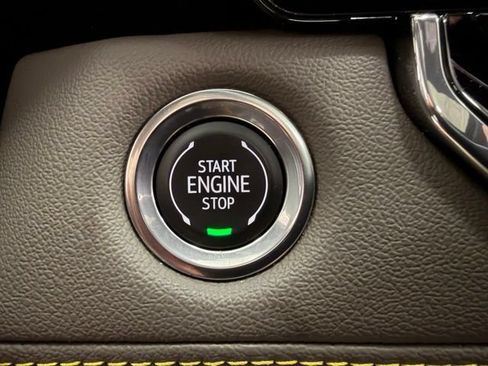 Certified 2025 Chevrolet Colorado ZR2 w/ Technology Package AWD/4WD image 17