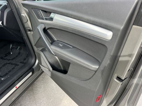 Certified 2023 Audi Q5 2.0T Premium Plus w/ Premium Plus Package image 14