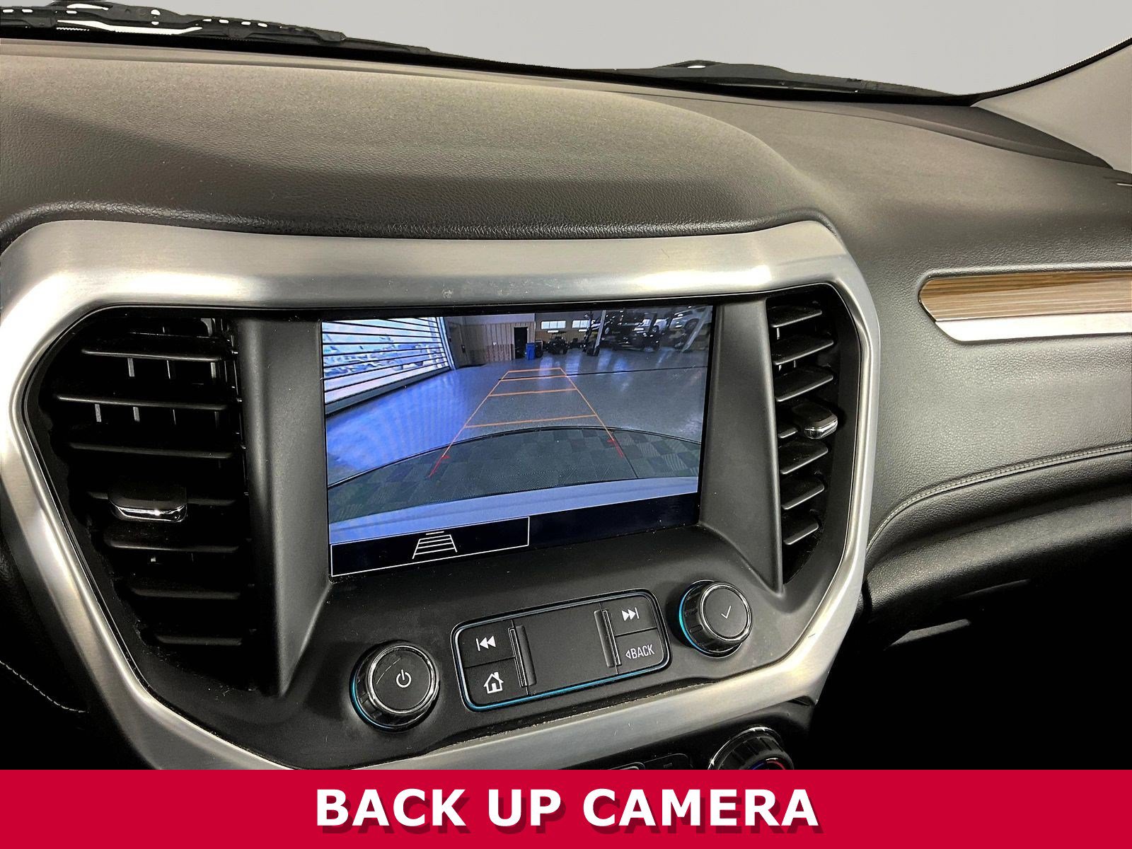 Used 2021 GMC Acadia SLE w/ LPO, Floor Liner Package FWD image 14