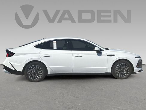 New 2025 Hyundai Sonata SEL image 5