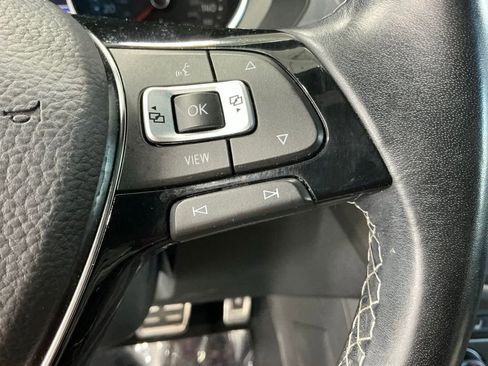 Used 2021 Volkswagen Tiguan SE R-Line image 43