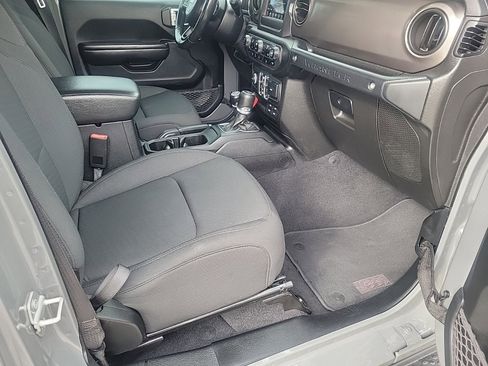 Used 2020 Jeep Wrangler Unlimited Sport S image 14