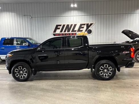Used 2023 Chevrolet Colorado Z71 w/ Z71 Convenience Package 2 AWD/4WD image 26