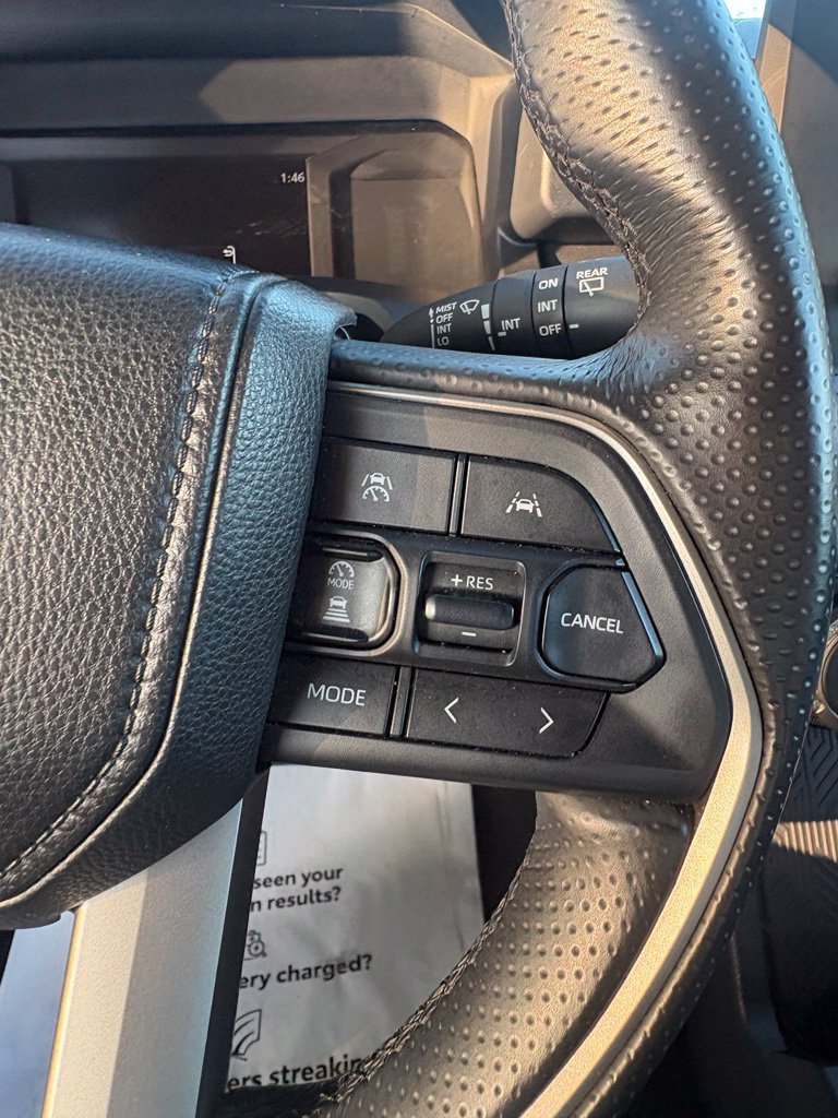 Used 2025 Toyota 4Runner SR5 AWD/4WD image 18