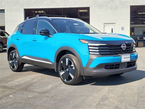 New 2026 Nissan Kicks SR w/ Illumination Package image 14