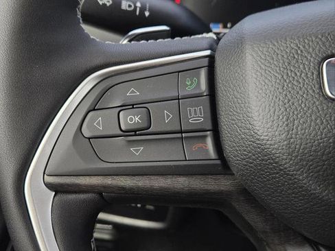 New 2026 Jeep Grand Cherokee Limited w/ Limited Altitude Package RWD image 9