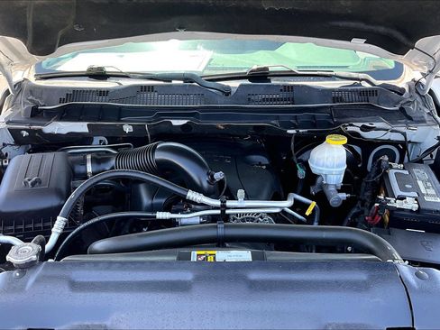Used 2019 RAM 1500 Big Horn RWD image 5