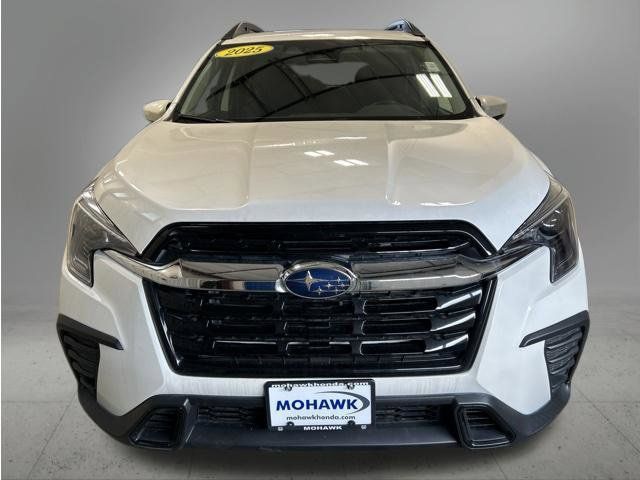 Used 2025 Subaru Ascent Premium AWD/4WD image 9
