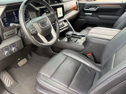Certified 2025 GMC Sierra 1500 Denali AWD/4WD image 19