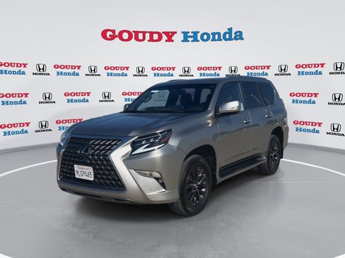 Used 2023 Lexus GX 460 Premium w/ Premium Package image 4