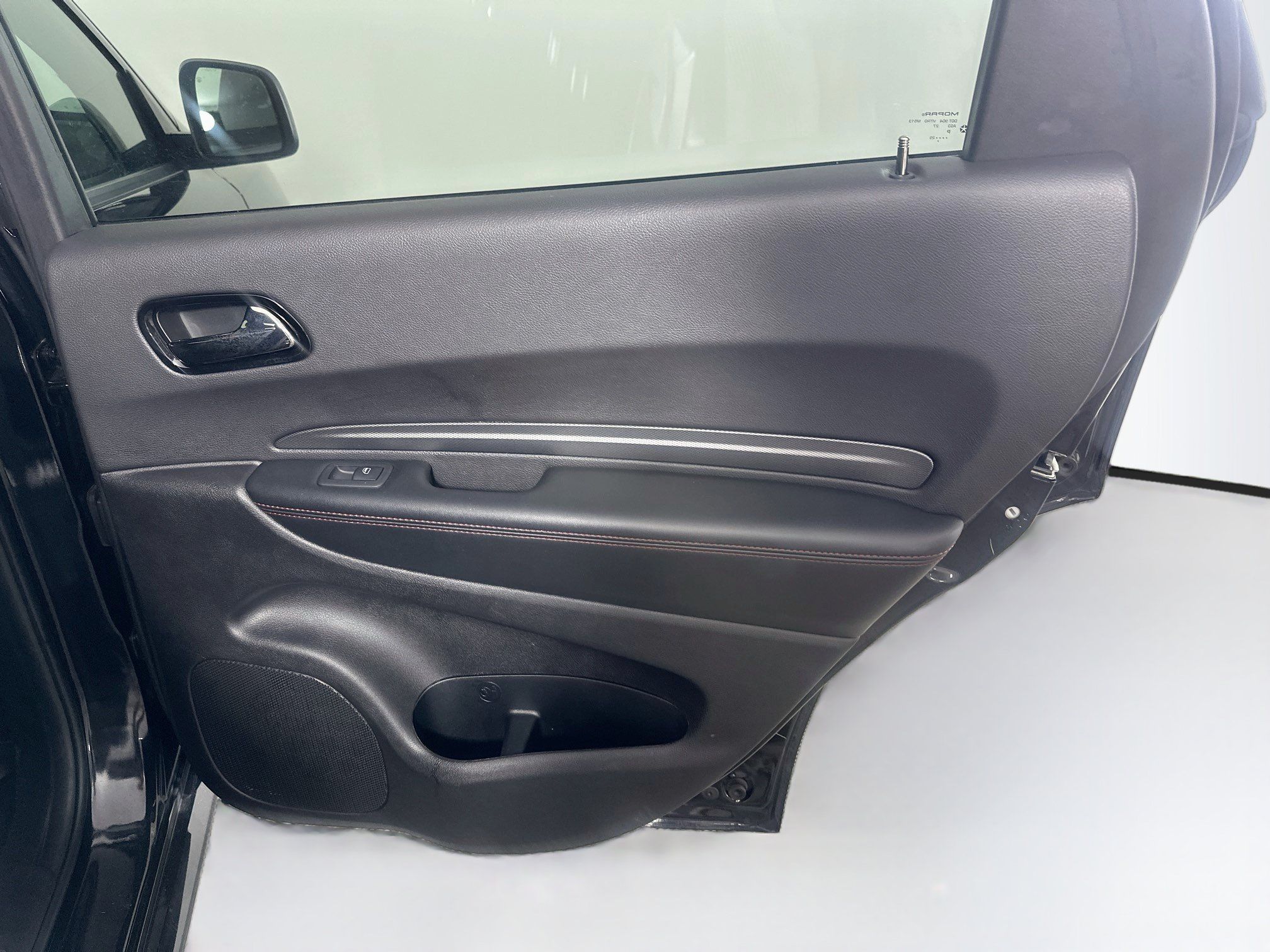 Used 2025 Dodge Durango GT RWD image 32