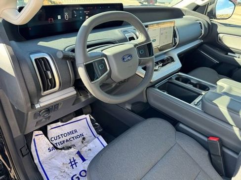 New 2026 Ford Expedition Max Active image 13