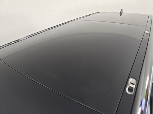 Used 2024 Rivian R1S Adventure AWD/4WD image 13